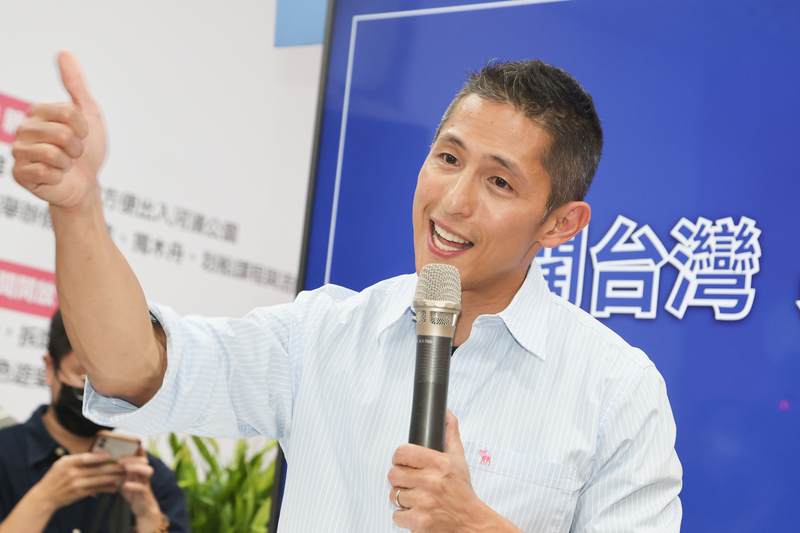 吳怡農：不選立委 全力推後盾計畫