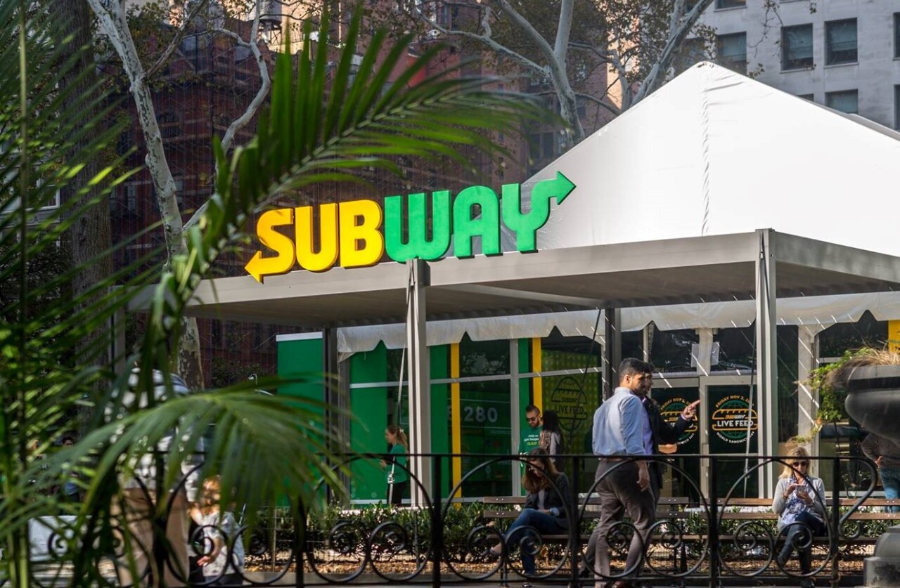 Subway擬出售 估值預料逾10億美元