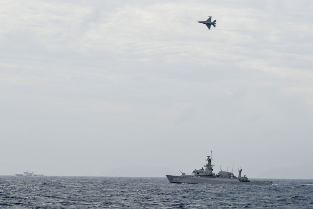 不滿中國海警船在專屬經濟區活動 印尼派遣軍艦監視