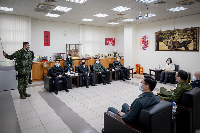 蔡總統慰勉憲兵裝甲部隊 盼做好戰訓對國軍戰力有信心