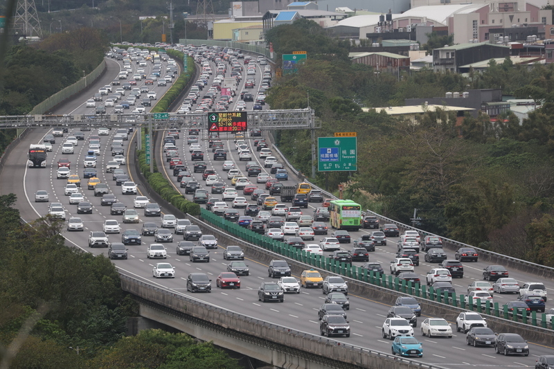 連假第三天將現北返車潮 國5估塞至深夜