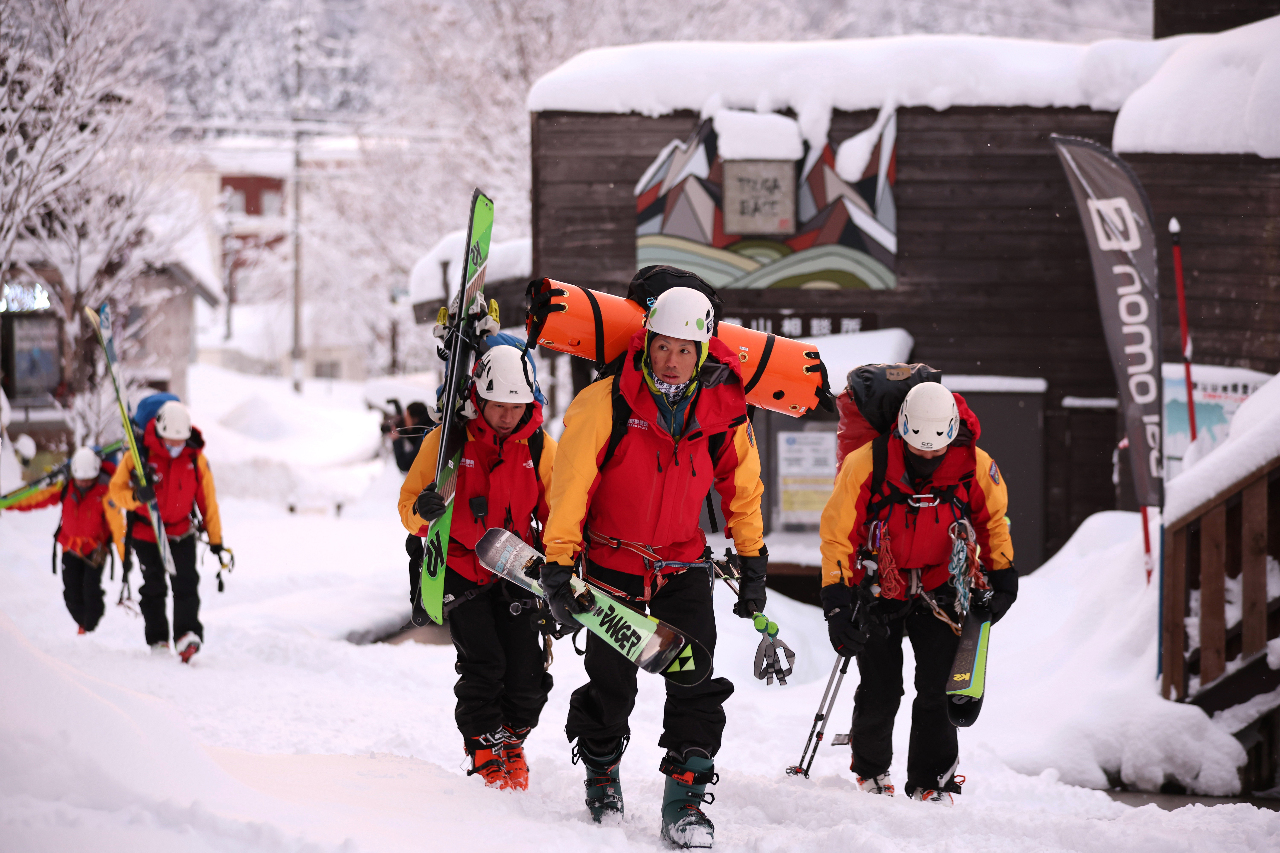 日本長野雪崩 尋獲2名男子推定死亡