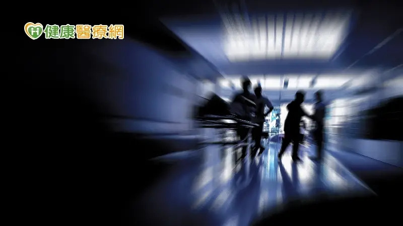 「看到過世友人」中邪？加護病房症候群死亡率高
