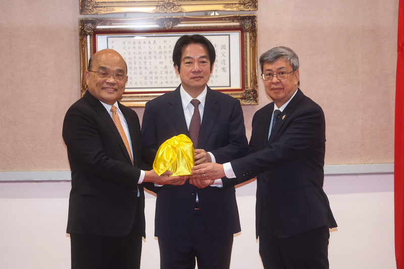 陳建仁：防疫措施將鬆綁  防疫工作不鬆懈