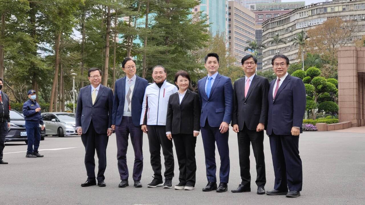 茶敘長談近1.5小時 陳建仁誠意六都市長按讚