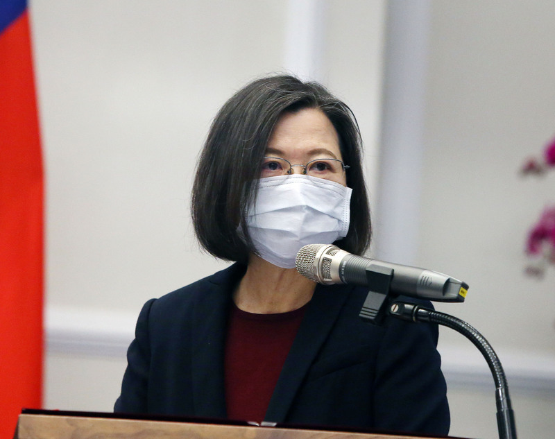 總統讚新內閣更接地氣 盼立院儘速通過疫後特別條例
