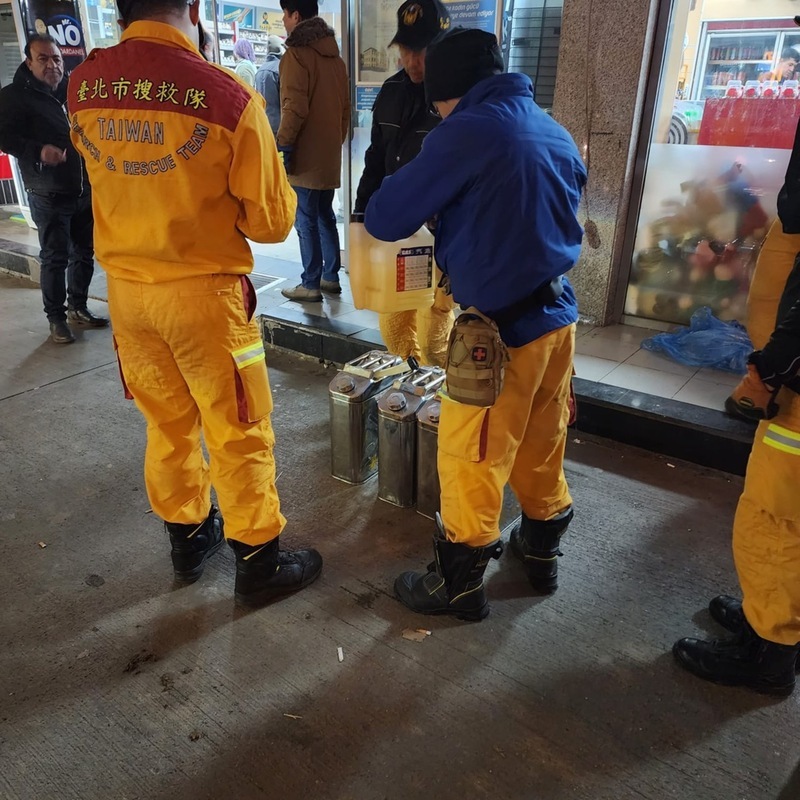 土耳其緊急救援大不易 台搜救隊花一整天入重災區