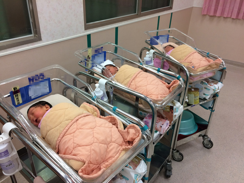 台灣6月人口總數2337萬人 出生數仍逾萬人