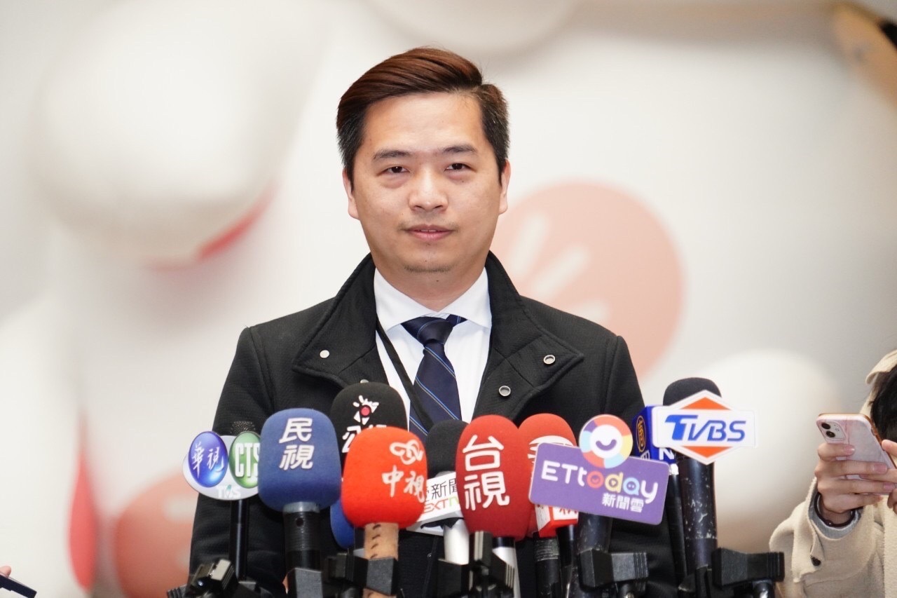 北市府發言人羅旺哲請辭獲准