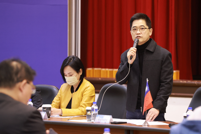 憂郭董傷黨內和氣？ 黃健庭：表達意願動作有很大嗎