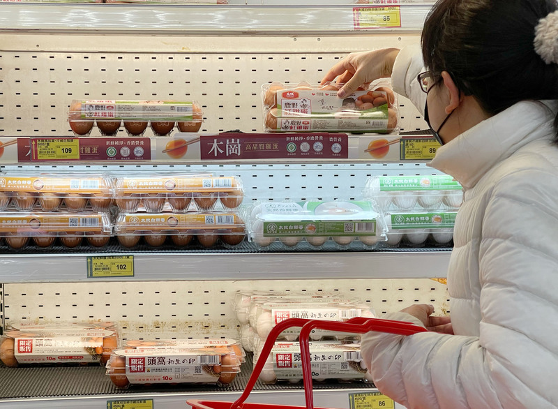 苦民所苦解蛋荒!? 郭台銘改讚行動內閣果決