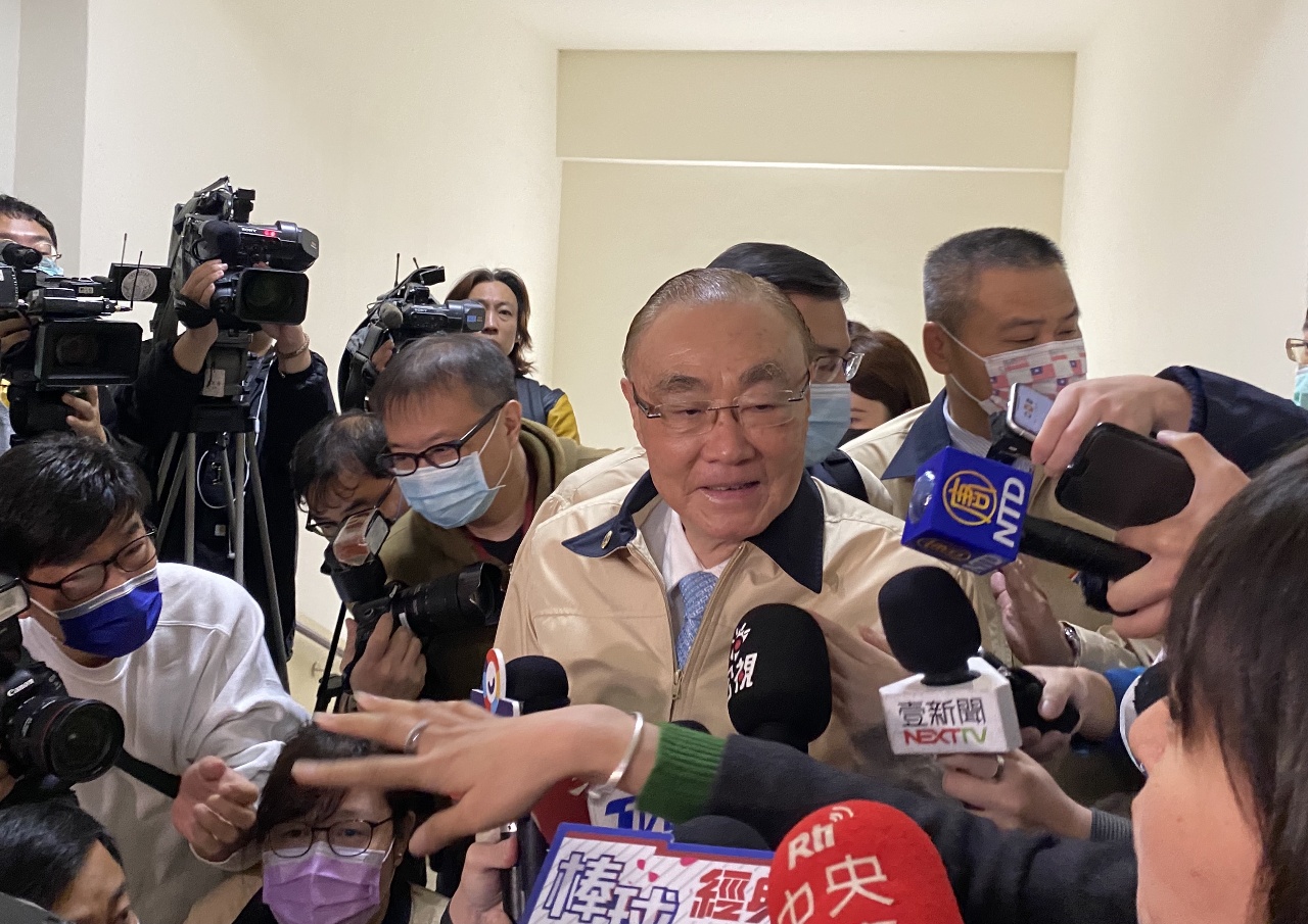 馮世寬挺《全動法》 若無準備「國恆亡」