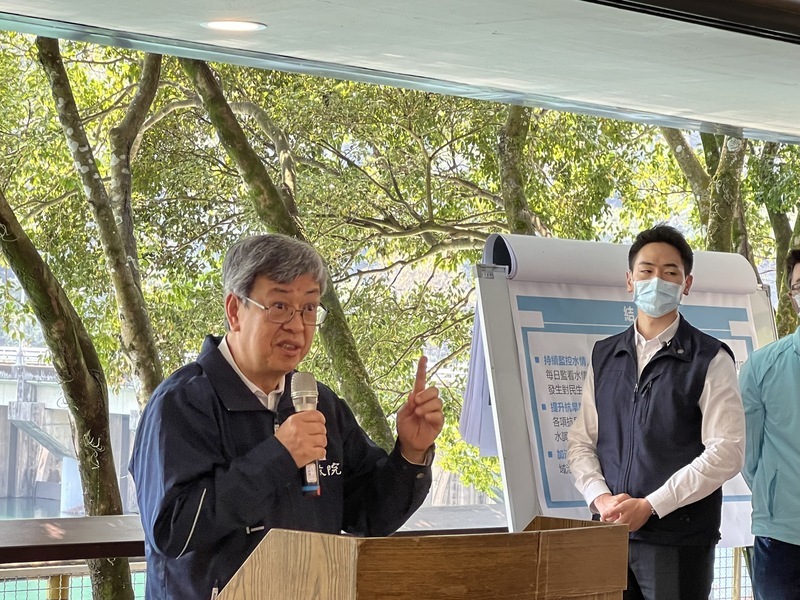 第二預備金購戰用醫療 陳揆：受國會監督
