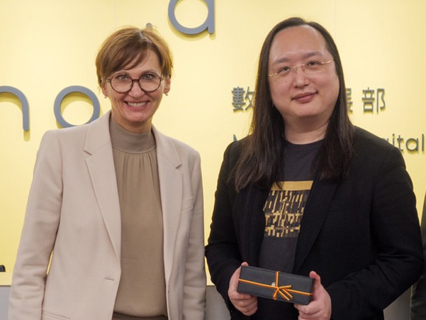 唐鳳與德教研部長會面 探討台德數位合作議題