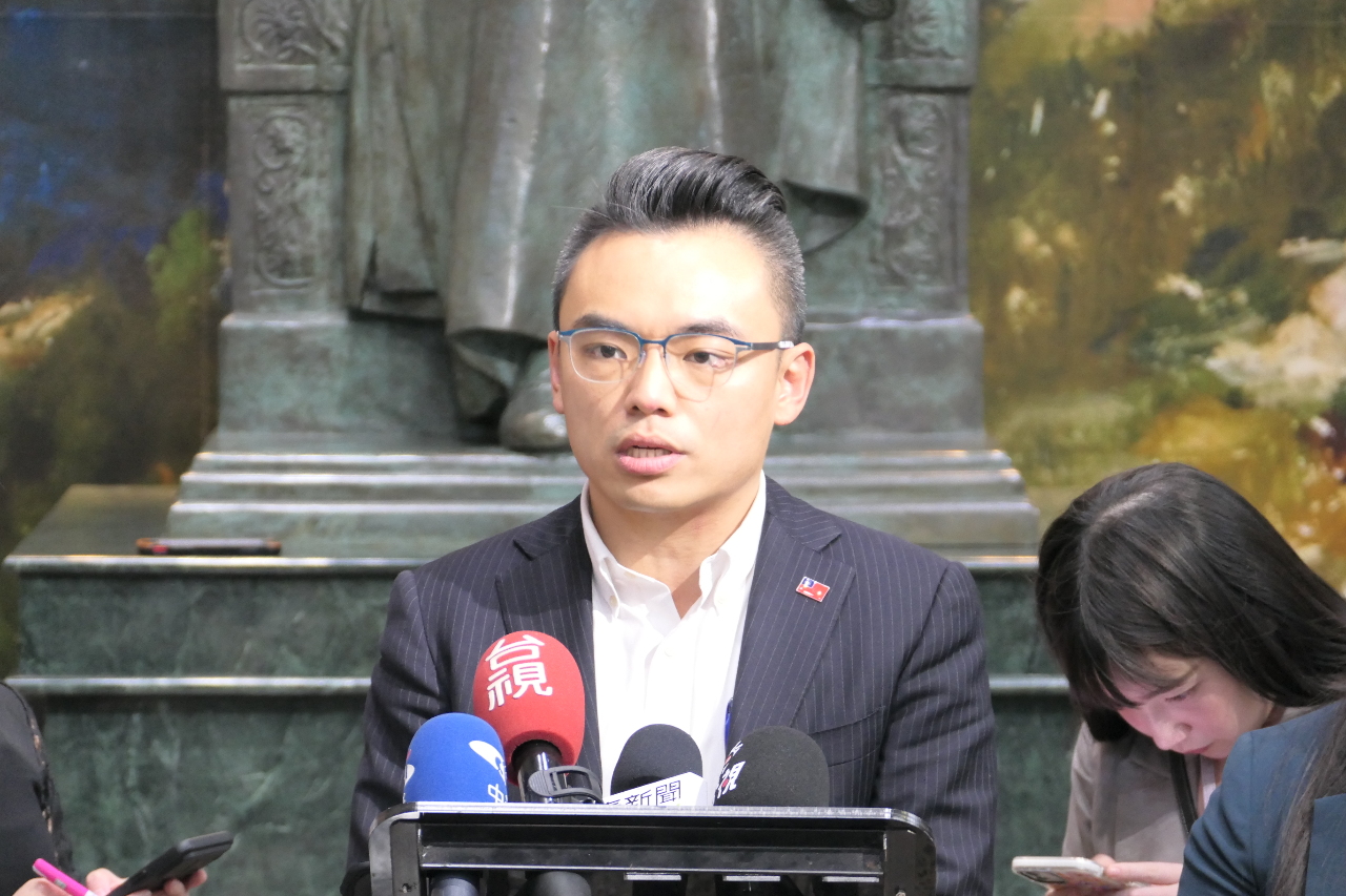 父遭控助台企聯介選 洪孟楷：抹紅老招操弄選戰