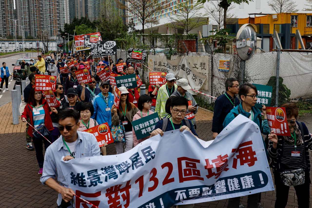 香港疫後首場遊行限制多 學者：假民主假遊行