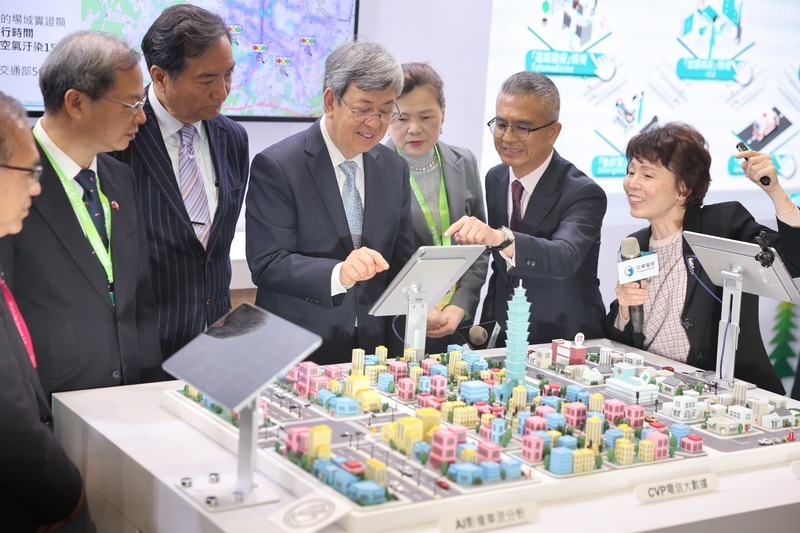 基輔市參與智慧城市展 陳揆：將助烏國重建