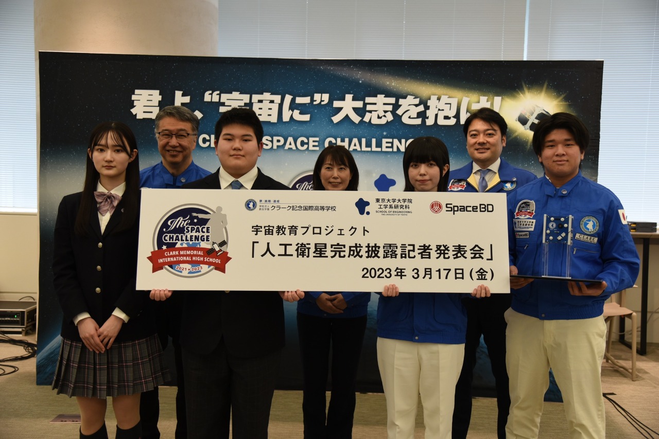 日本高中生開發超小型人造衛星 預計10月升空