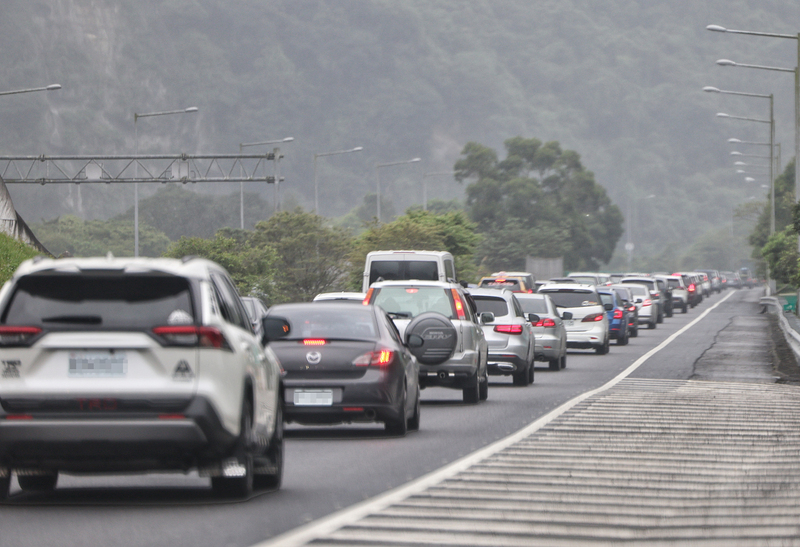 清明連假掃墓旅遊 國道車流比去年同日高5%