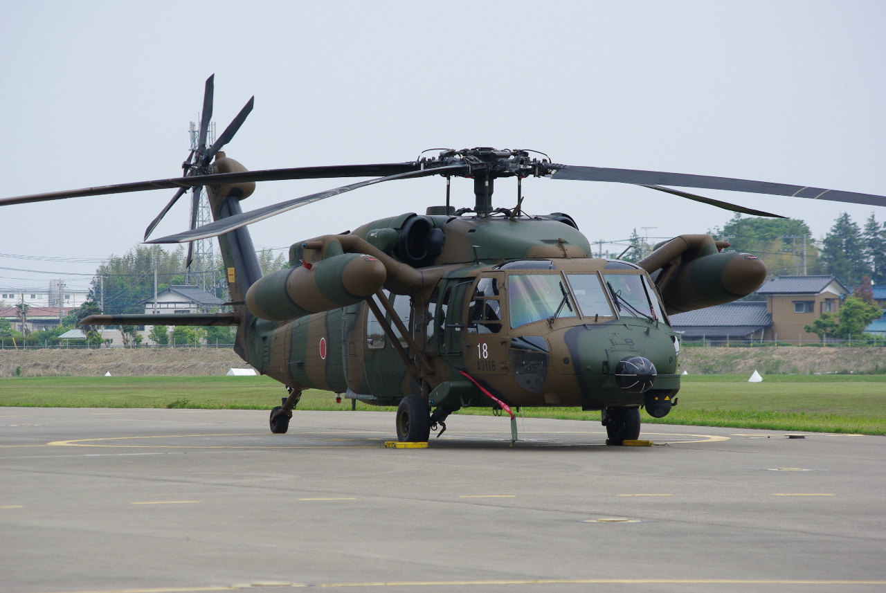 日本陸上自衛隊直升機失聯 機上10人下落不明