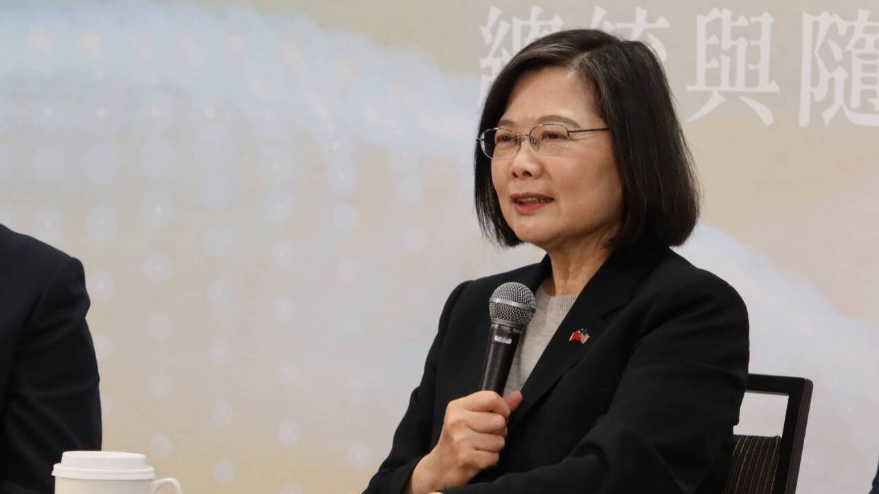 蔡總統出訪／洛城僑宴見到兄姐 總統坦言心情激動