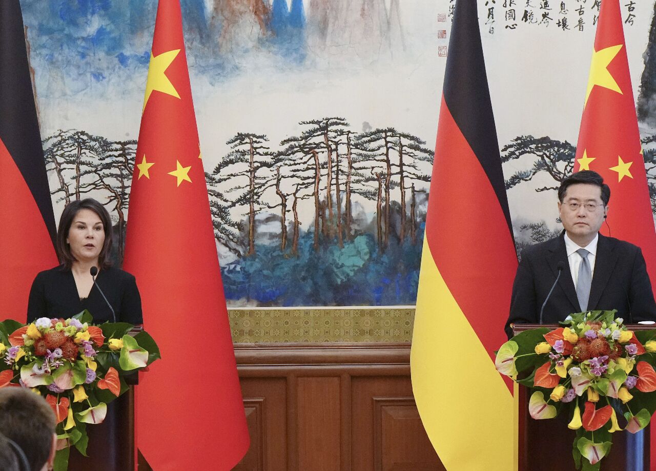德外長會秦剛 敦促中國籲俄羅斯結束戰爭