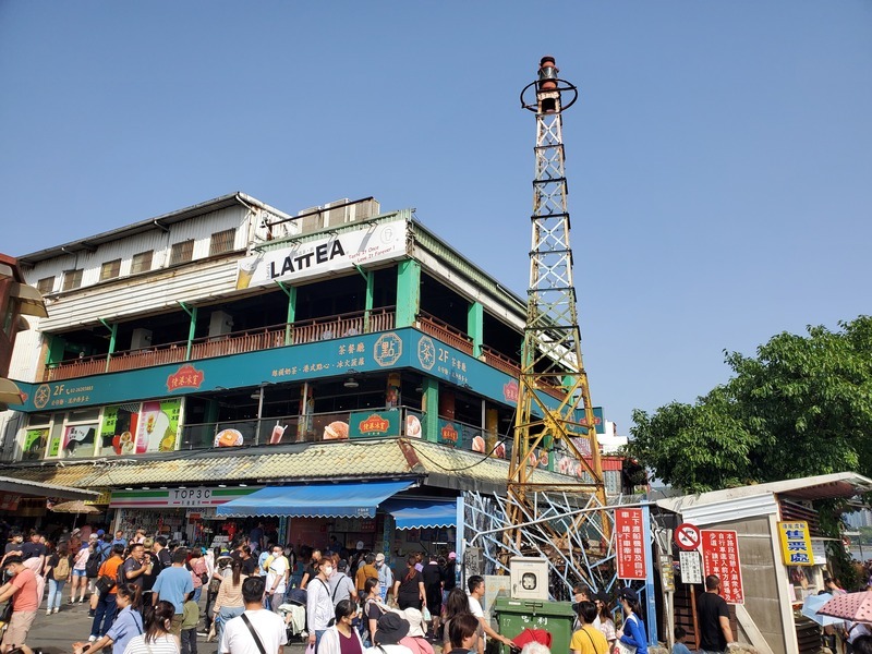 昔日入港導航指標 淡水渡船頭燈杆登錄歷史建築