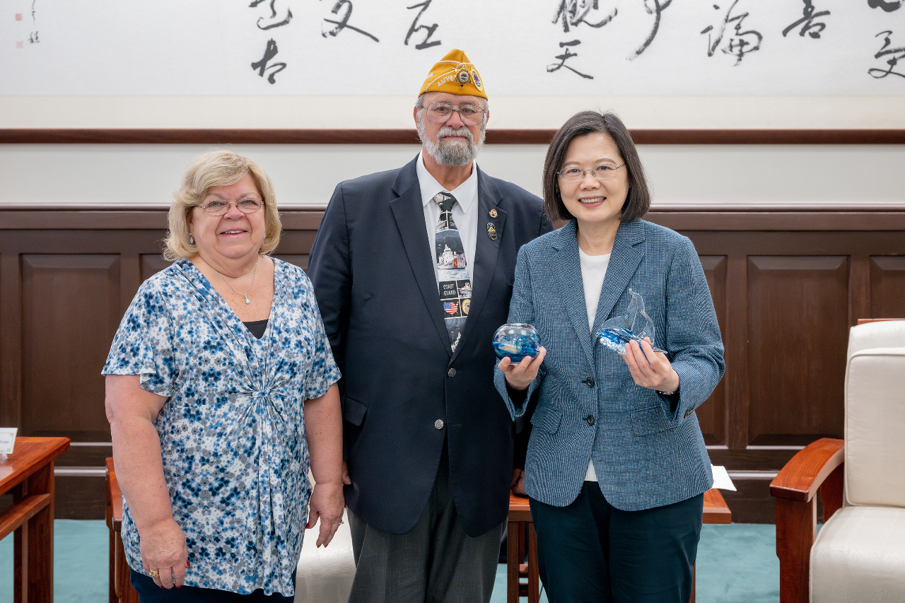 總統：與美交流經驗 加強照顧退伍軍人