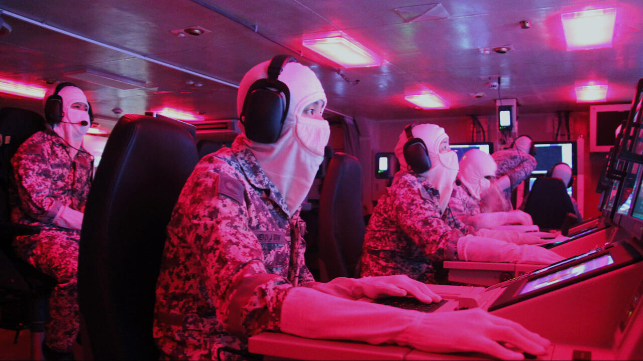 中星28日聯合海上演習 中國2軍艦赴星