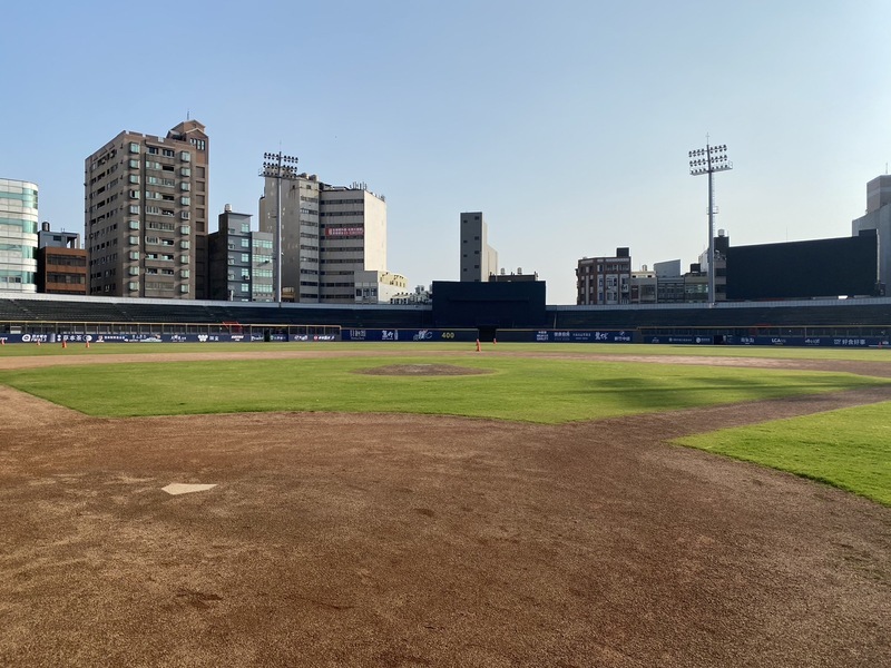 回應新竹棒球場缺失 承包商指皆按契約施作