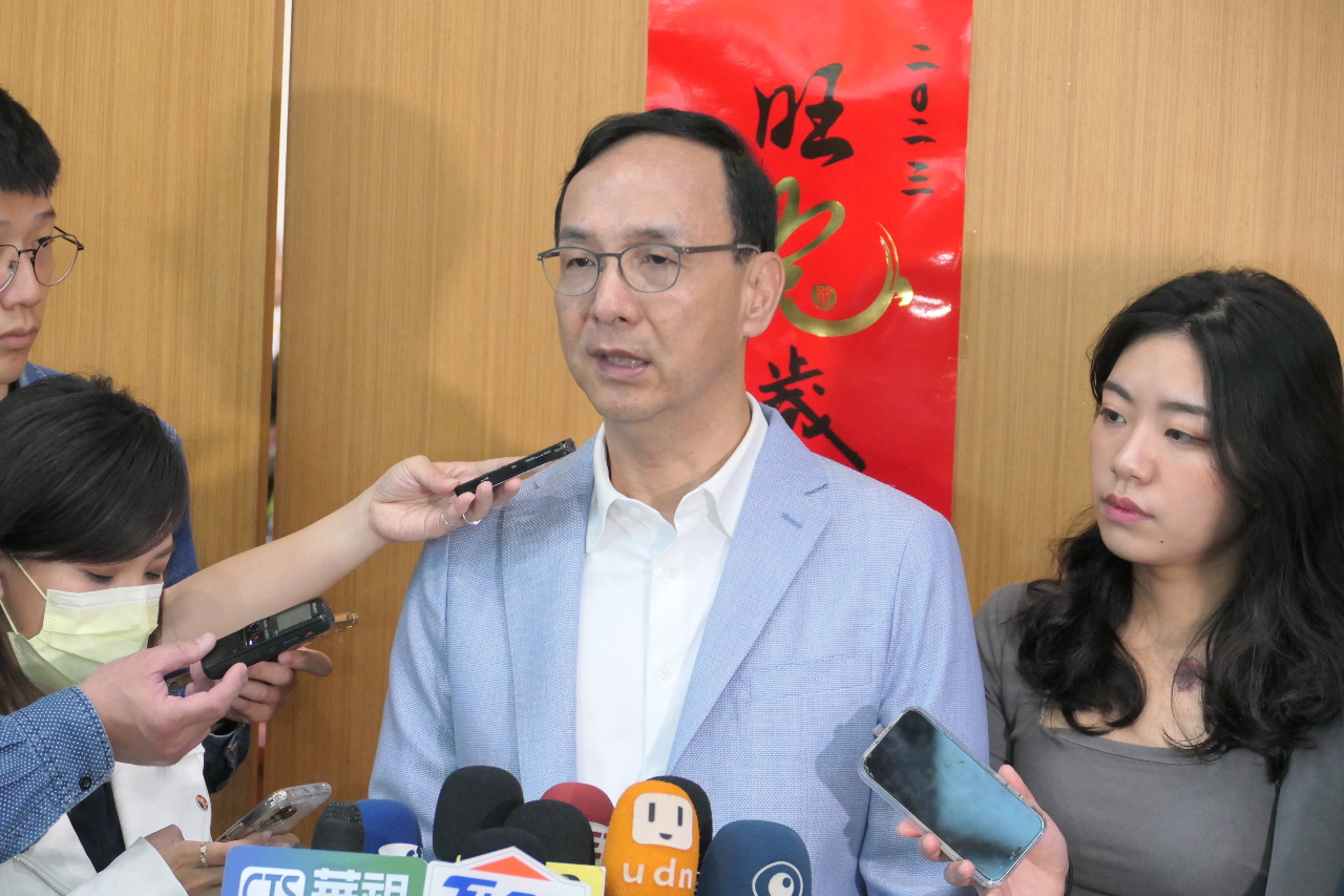 柯文哲擬登記總統初選 朱立倫：適當時機和柯碰面