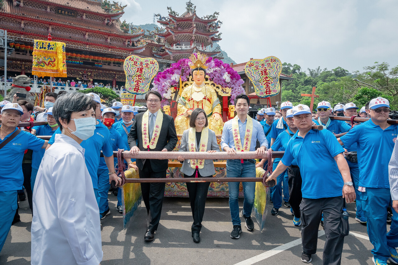 疫後復甦 蔡總統邀國際觀光客來台體驗多元文化慶典