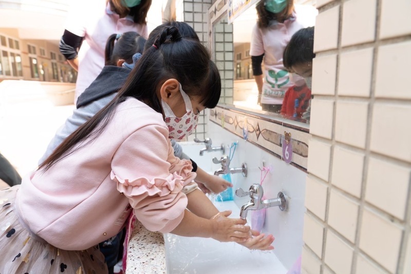 腸病毒疫情上升 國內增1歲女童重症病例