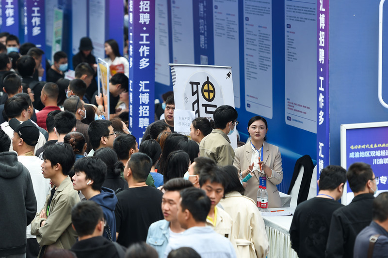 經濟表現連連失望 中國暫停公布青年失業率數據
