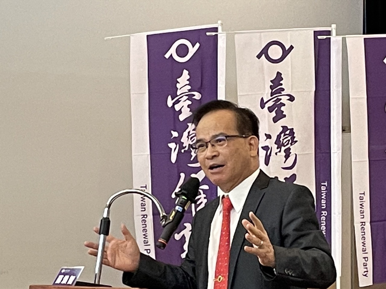 蘇煥智宣布參選總統 連署門檻29萬人