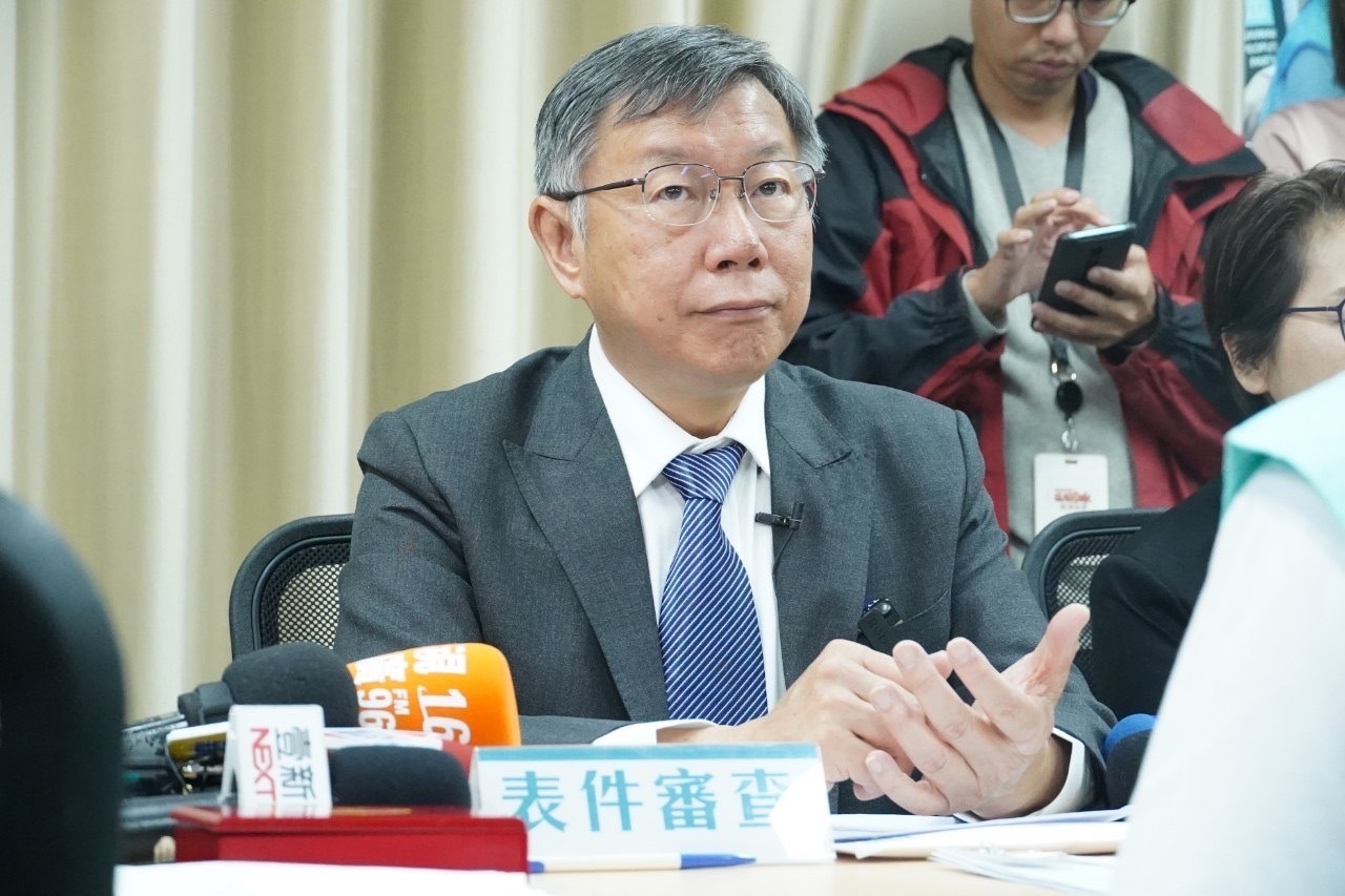 郭台銘控蔡政府擋疫苗 柯文哲：人民看在眼裡