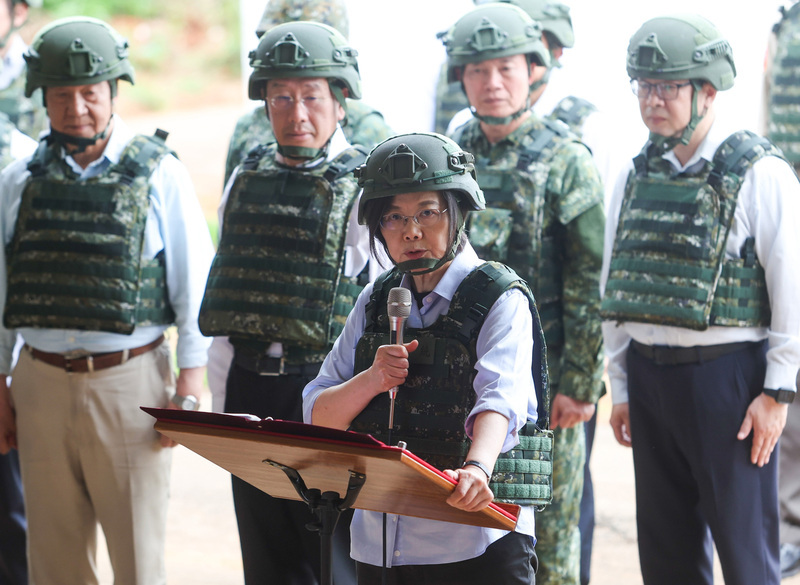 女性首次參與教召 總統：不分性別守護國家