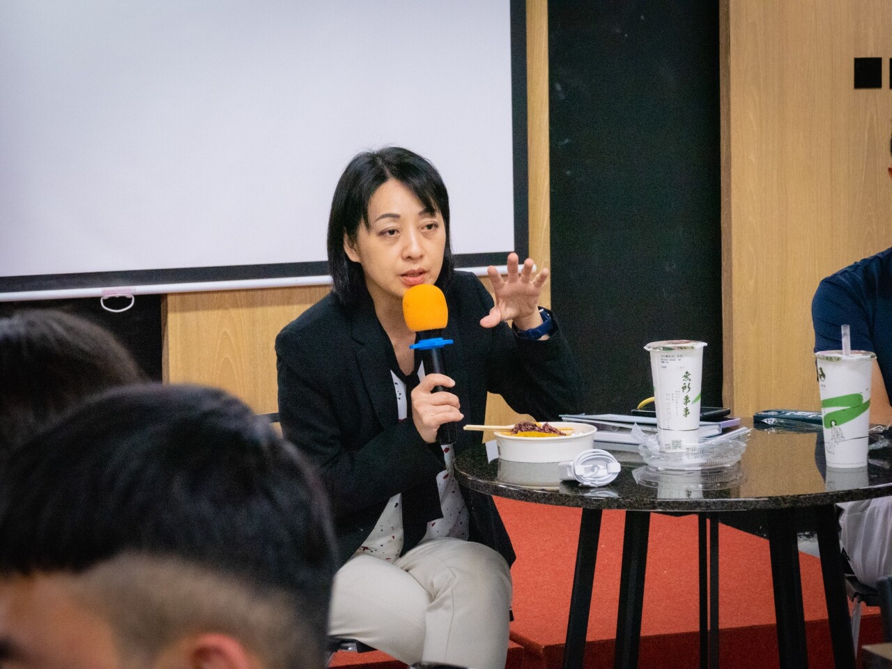 侯友宜選總統 王婉諭批口號空洞迴避兩岸議題