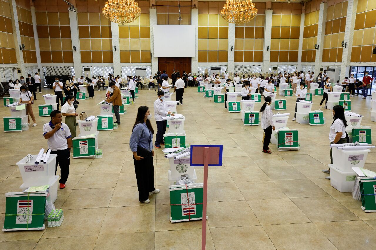 泰國大選最後掃街！ 料產生10年來首次改朝換代