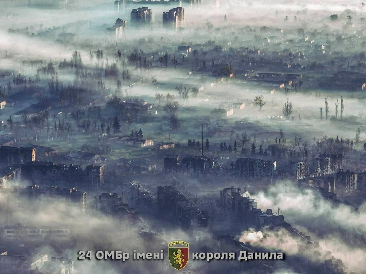 烏克蘭國防部：烏軍在巴赫姆特兵分兩路挺進