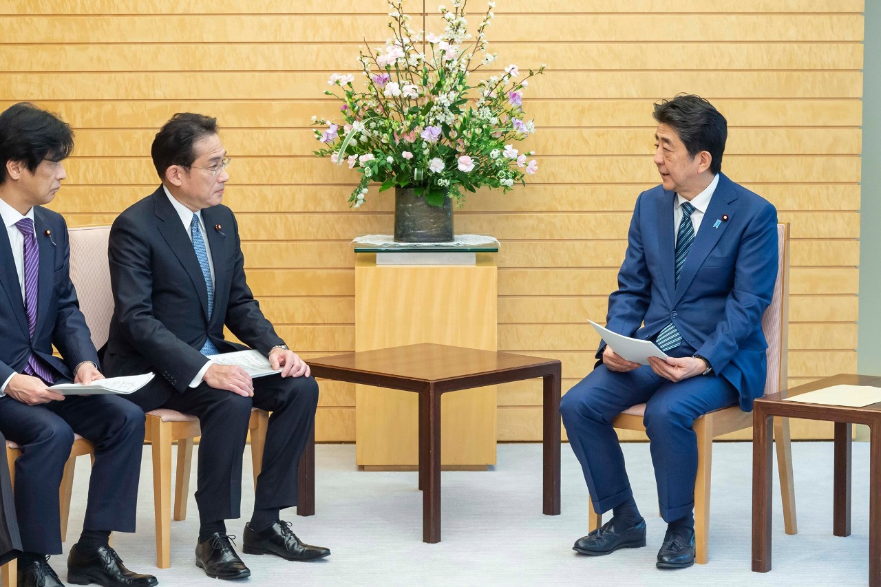 日相岸田談26年前訪台為安倍擋酒 從紹興喝到高梁一人打通關