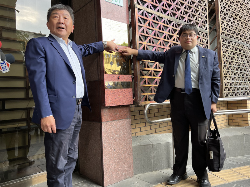 吳子嘉控疫苗「A」1億美元 蘇貞昌、陳時中提告
