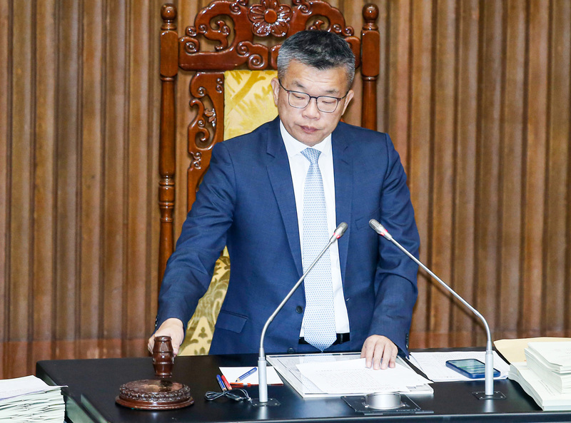 傳染病防治法三讀 防疫補償請求權延至2025年6月
