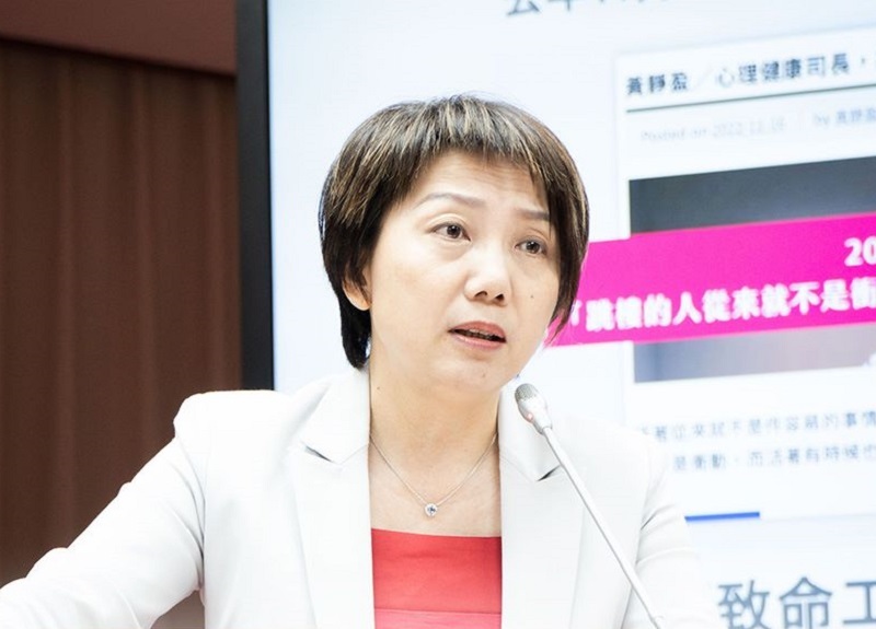 范雲啟程出訪智利 參加國際自由聯盟年會