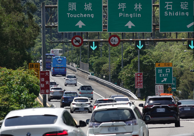 端午收假國道11路段易塞  國5北向午後高乘載管制