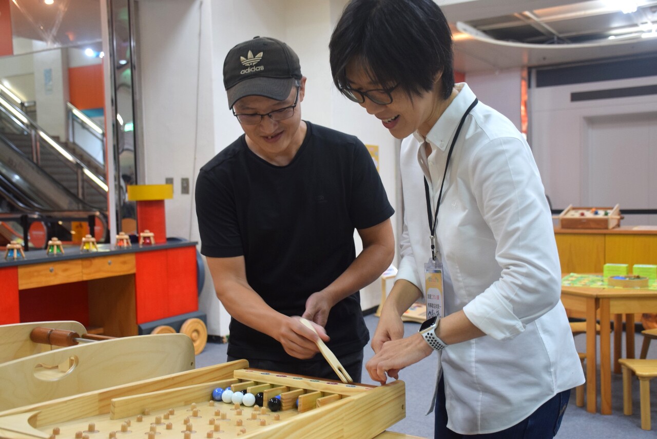 打造第三人生 「樂齡玩聚站」開創長者工作機會
