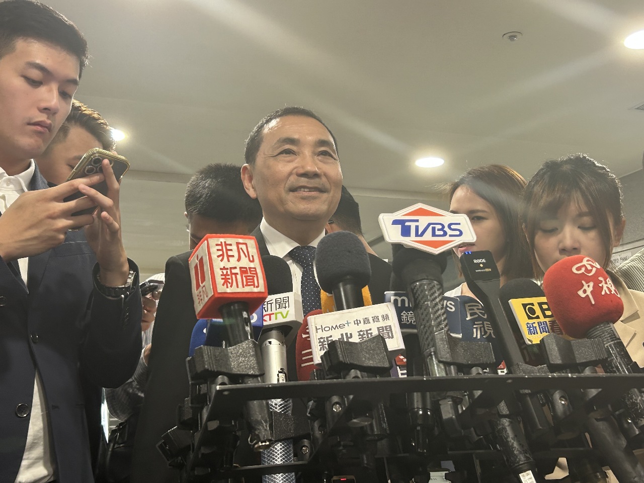 國民黨「防郭柯條款」 侯友宜：團隊要並肩作戰