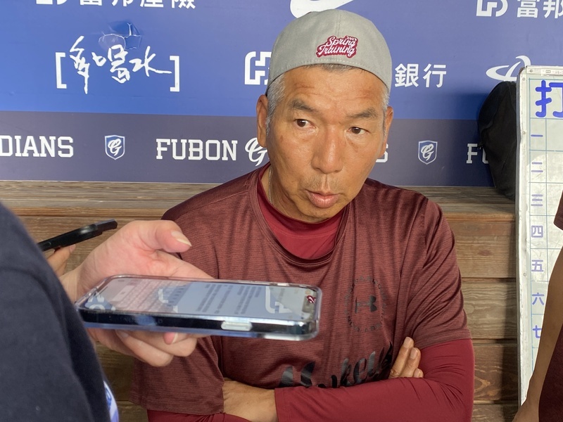 人事地震！古久保健二取代曾豪駒 接任樂天桃猿總教頭
