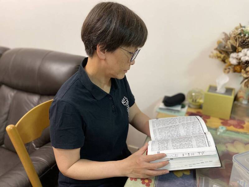悼念六四被捕後七一仍上街頭  港人拒絕遺忘