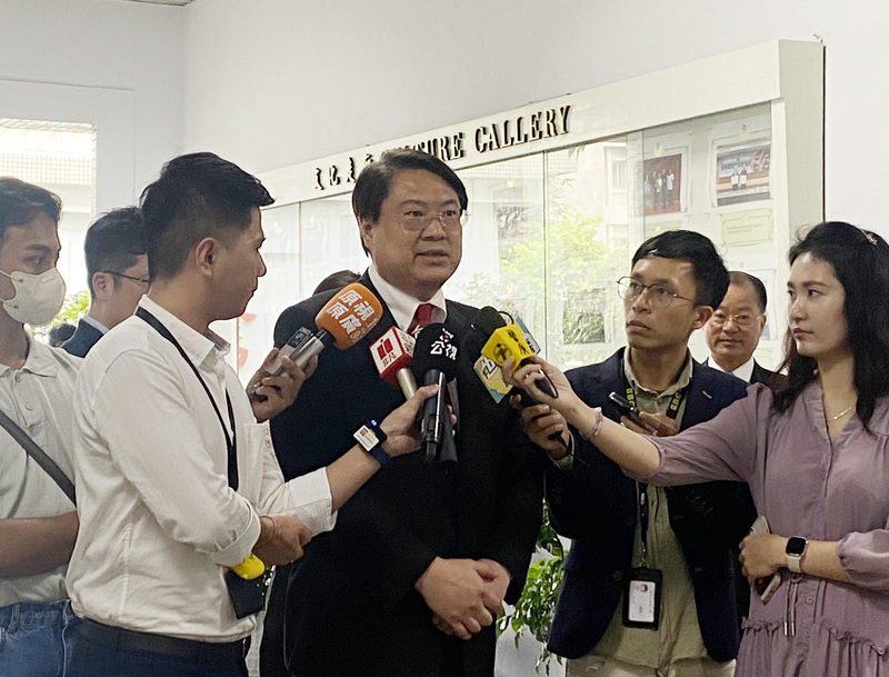 侯友宜提住宅政見 林右昌：新北社宅嚴重落後
